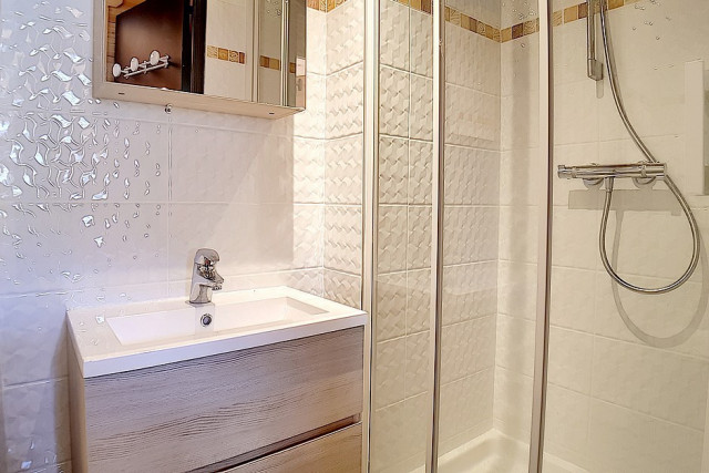 _agence-des-belleville_lv_images__lot_0000045170_10_29473598