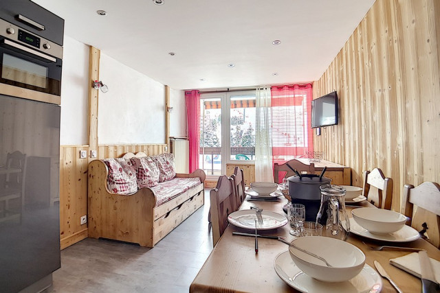 _agence-des-belleville_lv_images__lot_0000045200_09_27599450 _agence-des-belleville_lv_images__lot_0000045200_09_27599450