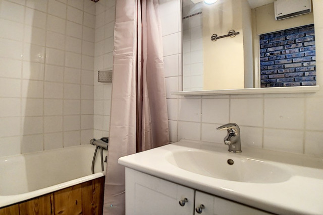 _agence-des-belleville_lv_images__lot_0000045244_11_28346097 _agence-des-belleville_lv_images__lot_0000045244_11_28346097