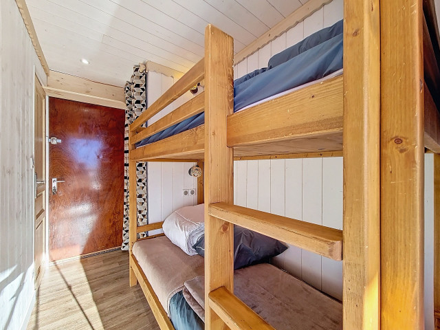 _agence-des-belleville_lv_images__lot_0000045256_08_29021270