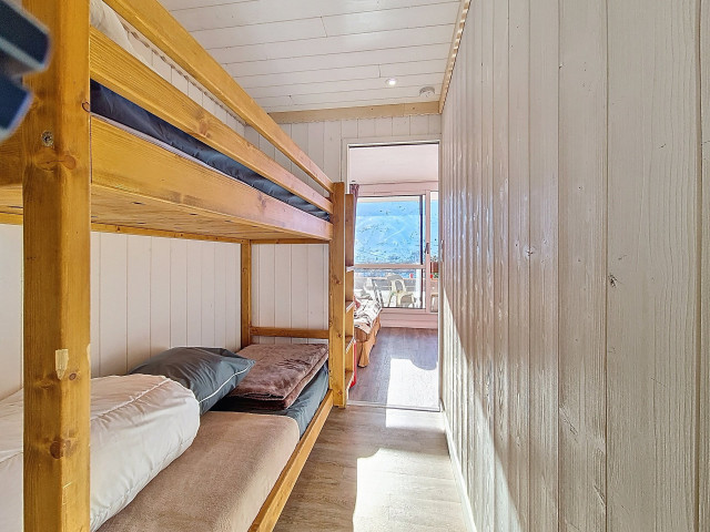 _agence-des-belleville_lv_images__lot_0000045256_09_28715980 _agence-des-belleville_lv_images__lot_0000045256_09_28715980