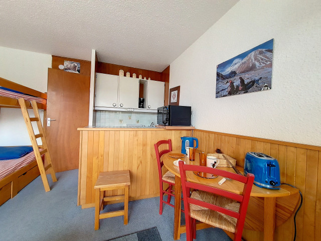 _agence-des-belleville_lv_images__lot_0000045260_10_29001543