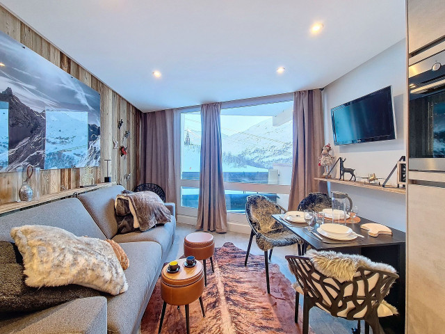 _agence-des-belleville_lv_images__lot_0000045281_01_29398667 _agence-des-belleville_lv_images__lot_0000045281_01_29398667