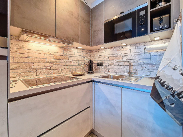 _agence-des-belleville_lv_images__lot_0000045281_06_27546383 _agence-des-belleville_lv_images__lot_0000045281_06_27546383