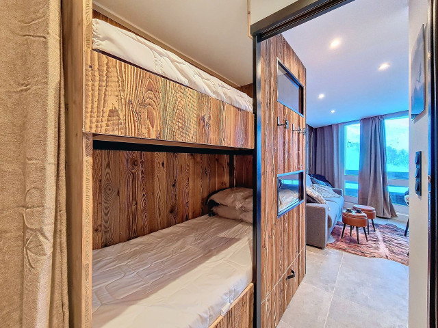 _agence-des-belleville_lv_images__lot_0000045281_10_27546387 _agence-des-belleville_lv_images__lot_0000045281_10_27546387