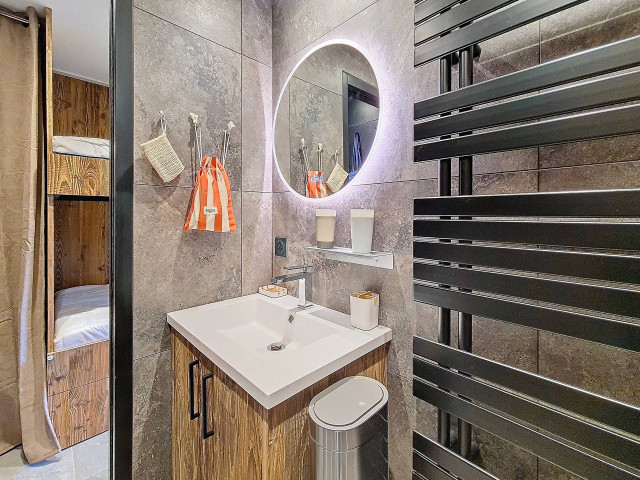 _agence-des-belleville_lv_images__lot_0000045281_11_29919848