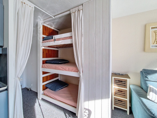 _agence-des-belleville_lv_images__lot_0000045285_03_29059158