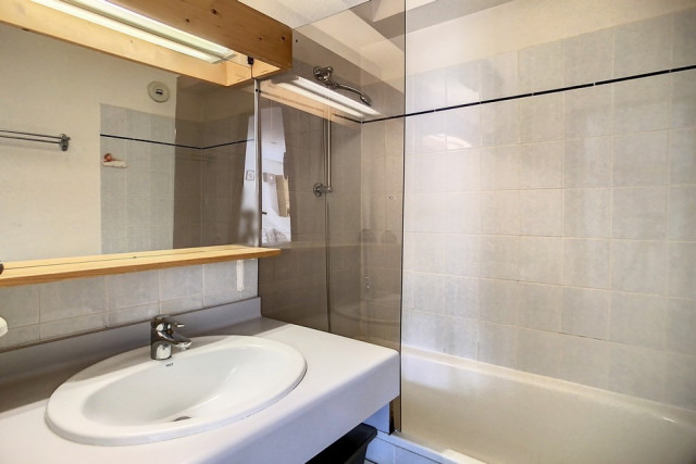 _agence-des-belleville_lv_images__lot_0000045319_13_29458092