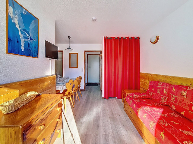 _agence-des-belleville_lv_images__lot_0000045328_01_27678146