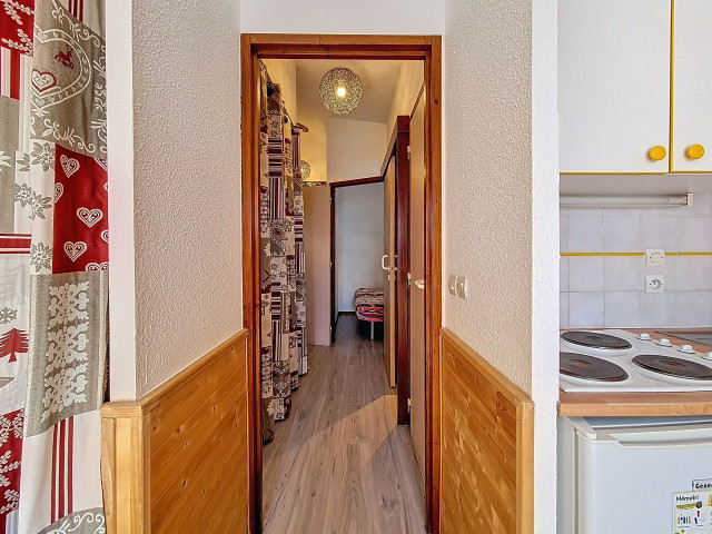 _agence-des-belleville_lv_images__lot_0000045338_06_29040396