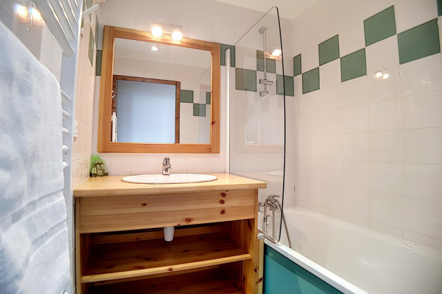 _agence-des-belleville_lv_images__lot_0000045372_11_28750587 _agence-des-belleville_lv_images__lot_0000045372_11_28750587