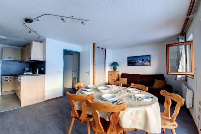 _agence-des-belleville_lv_images__lot_0000045416_03_27375650