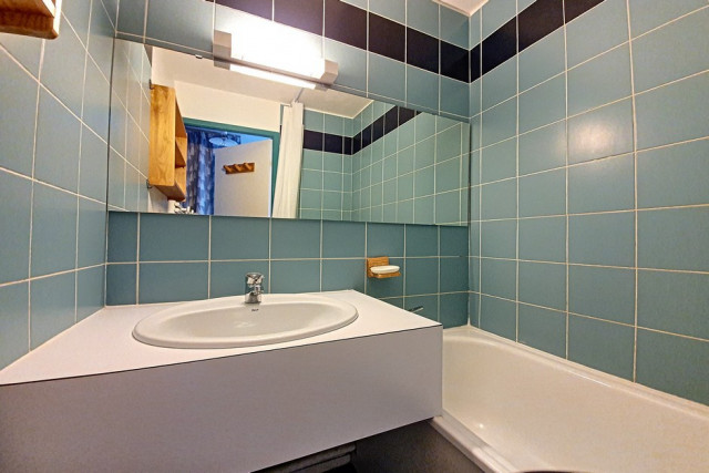 _agence-des-belleville_lv_images__lot_0000045416_12_27464207 _agence-des-belleville_lv_images__lot_0000045416_12_27464207