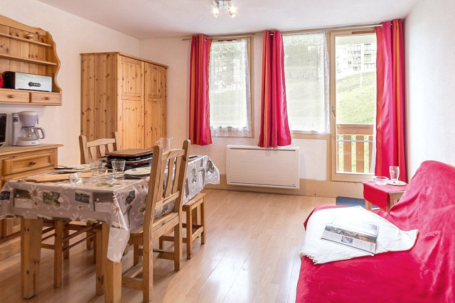 _agence-des-belleville_lv_images__lot_0000045434_01_27419167 _agence-des-belleville_lv_images__lot_0000045434_01_27419167