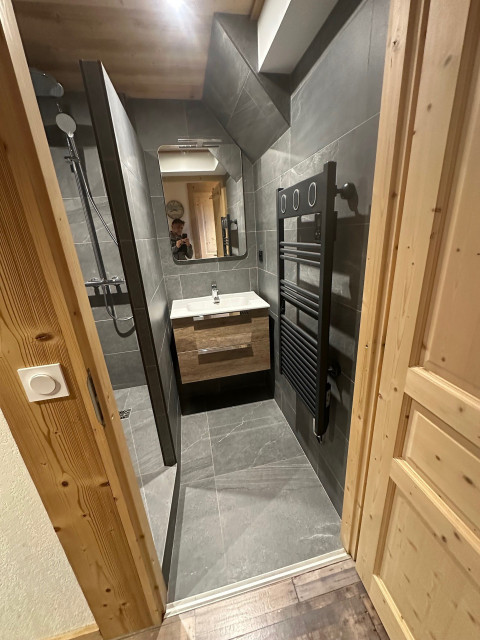 _agence-des-belleville_lv_images__lot_0000045472_13_29532476 _agence-des-belleville_lv_images__lot_0000045472_13_29532476