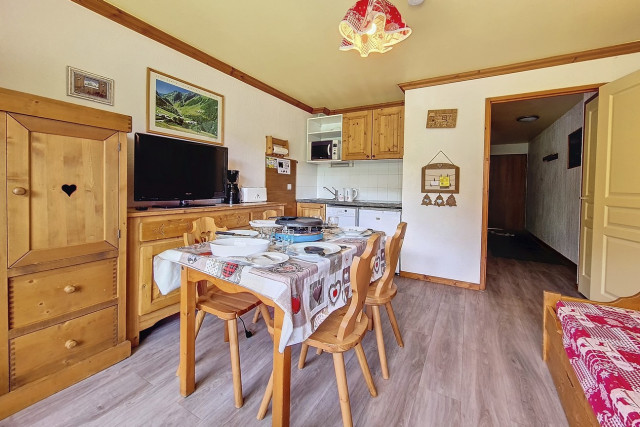 _agence-des-belleville_lv_images__lot_0000045475_02_28794036