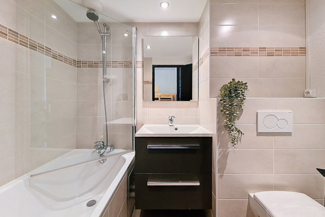 _agence-des-belleville_lv_images__lot_0000045539_14_29816018 _agence-des-belleville_lv_images__lot_0000045539_14_29816018