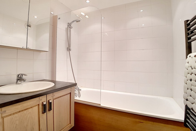 _agence-des-belleville_lv_images__lot_0000045565_13_32167815 _agence-des-belleville_lv_images__lot_0000045565_13_32167815