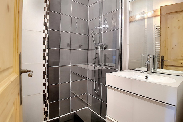 _agence-des-belleville_lv_images__lot_0000045596_08_30099381