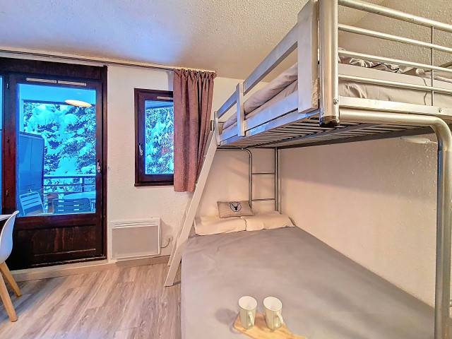 _agence-des-belleville_lv_images__lot_0000045637_08_29496350