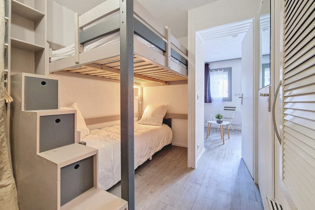 _agence-des-belleville_lv_images__lot_0000045649_05_28866822