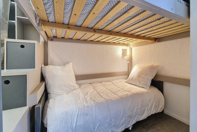 _agence-des-belleville_lv_images__lot_0000045649_12_27596621