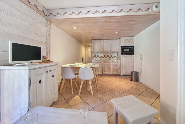 _agence-des-belleville_lv_images__lot_0000045680_01_29256042