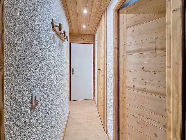 _agence-des-belleville_lv_images__lot_0000045700_09_28733601