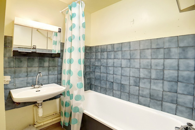 _agence-des-belleville_lv_images__lot_0000045861_12_29415240 _agence-des-belleville_lv_images__lot_0000045861_12_29415240