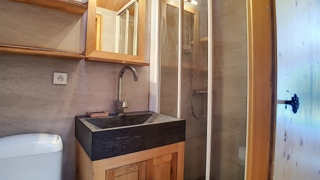 _agence-des-belleville_lv_images__lot_0000045867_14_28519536 _agence-des-belleville_lv_images__lot_0000045867_14_28519536