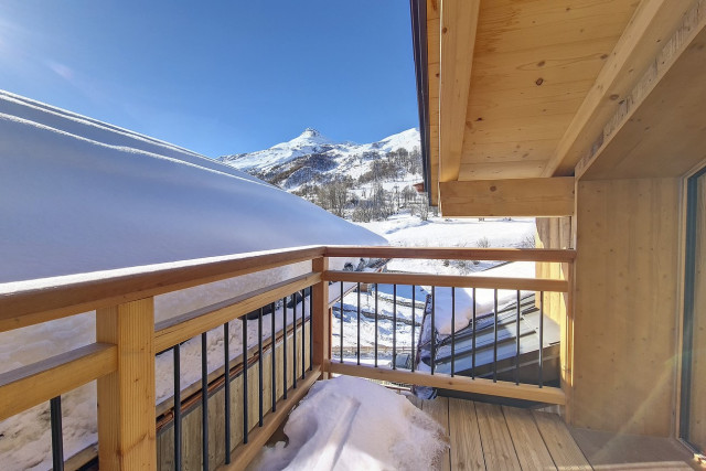 _agence-des-belleville_lv_images__lot_0000070220_16_32460340 _agence-des-belleville_lv_images__lot_0000070220_16_32460340