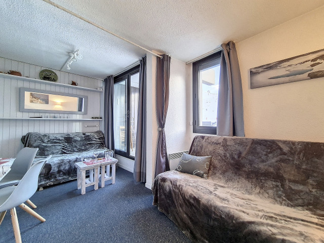 _agence-des-belleville_lv_images__lot_0000070349_02_29957827