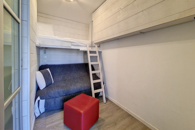 _agence-des-belleville_lv_images__lot_0000070374_05_28244738