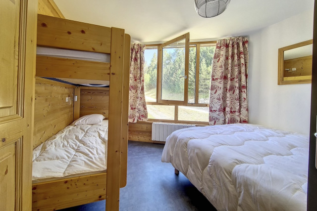 _agence-des-belleville_lv_images__lot_0000070465_03_29451192