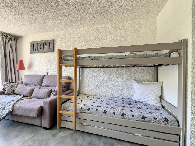 _agence-des-belleville_lv_images__lot_0000070497_04_30124314