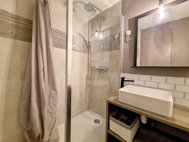 _agence-des-belleville_lv_images__lot_0000070497_10_30016446