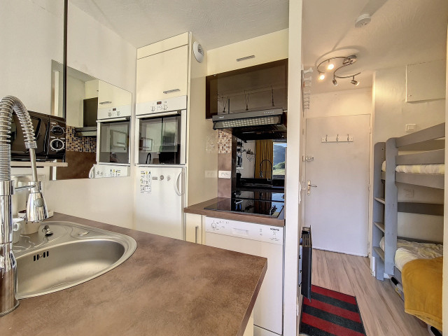 _agence-des-belleville_lv_images__lot_0000070498_13_29796042 _agence-des-belleville_lv_images__lot_0000070498_13_29796042