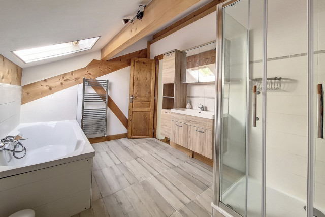 _agence-des-belleville_lv_images__lot_0000070527_12_27538013 _agence-des-belleville_lv_images__lot_0000070527_12_27538013