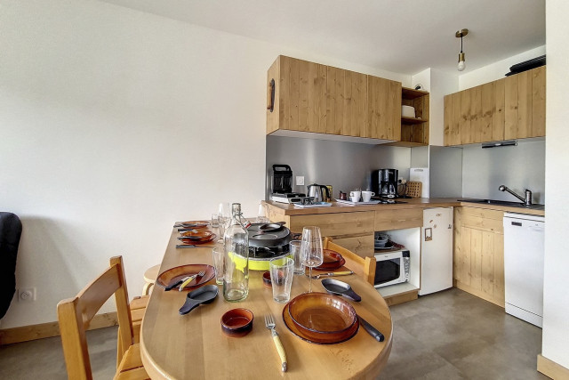 _agence-des-belleville_lv_images__lot_0000070585_10_28497888 _agence-des-belleville_lv_images__lot_0000070585_10_28497888