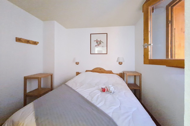 _agence-des-belleville_lv_images__lot_0000070618_11_29993291