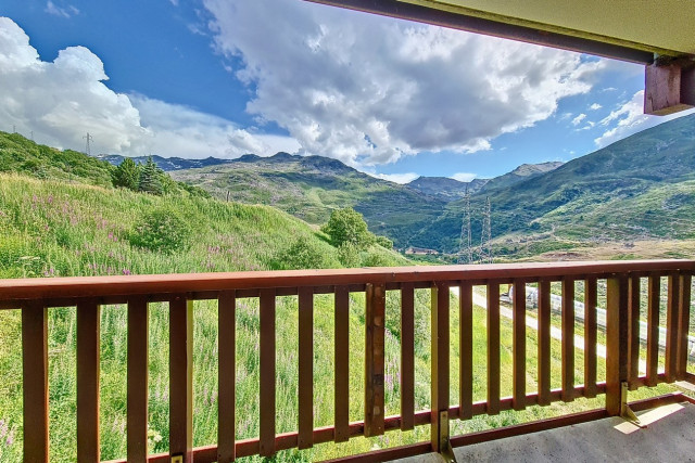 _agence-des-belleville_lv_images__lot_0000070618_15_29839119 _agence-des-belleville_lv_images__lot_0000070618_15_29839119