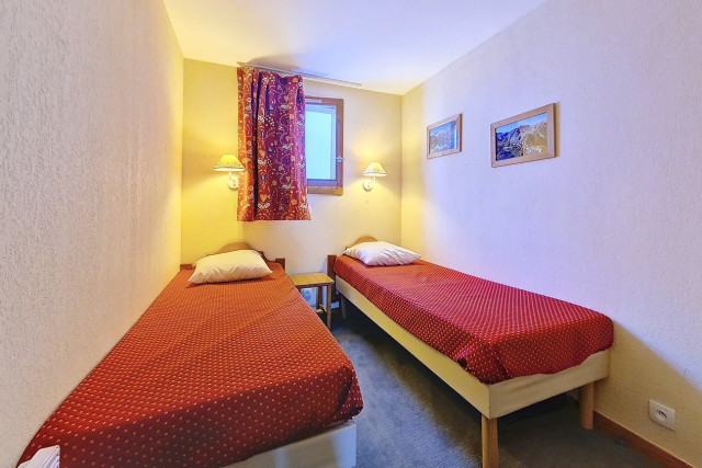 _agence-des-belleville_lv_images__lot_0000070700_05_32146124