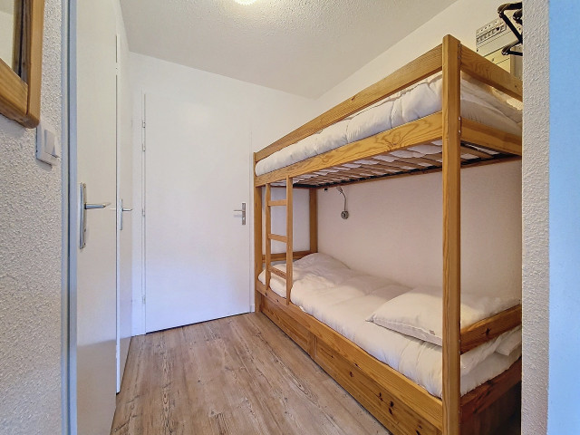 _agence-des-belleville_lv_images__lot_0000070860_11_29850968