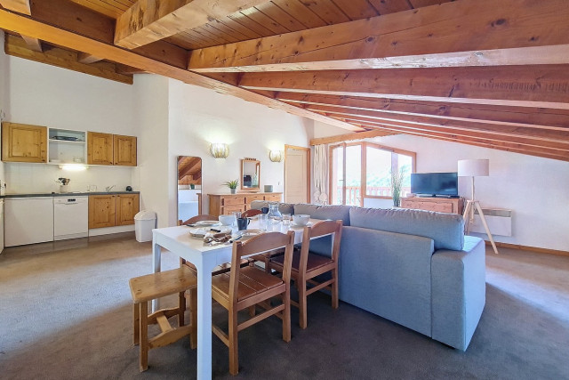 _agence-des-belleville_lv_images__lot_0000070866_01_29290777 _agence-des-belleville_lv_images__lot_0000070866_01_29290777