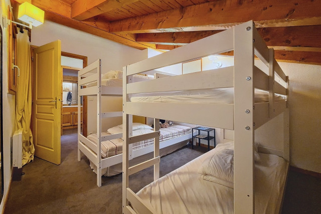 _agence-des-belleville_lv_images__lot_0000070866_05_29511100 _agence-des-belleville_lv_images__lot_0000070866_05_29511100