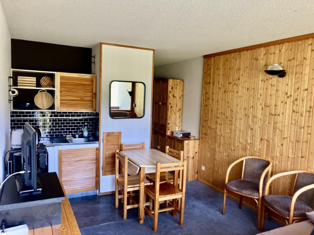 _agence-des-belleville_lv_images__lot_0000070917_03_27673199