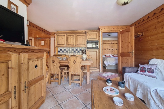 _agence-des-belleville_lv_images__lot_0000070937_04_28497949 _agence-des-belleville_lv_images__lot_0000070937_04_28497949