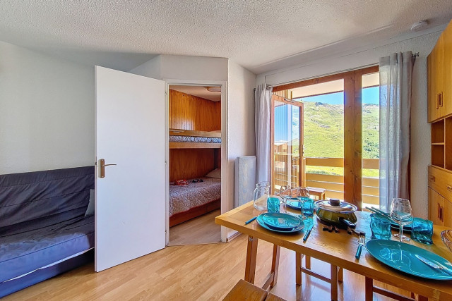 _agence-des-belleville_lv_images__lot_0000070961_06_29034902 _agence-des-belleville_lv_images__lot_0000070961_06_29034902