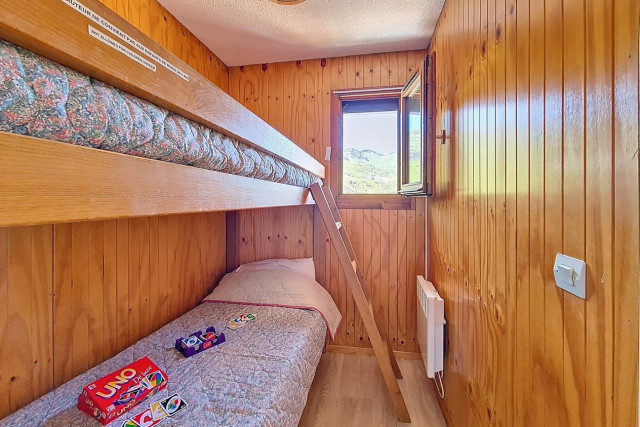 _agence-des-belleville_lv_images__lot_0000070961_12_29034908 _agence-des-belleville_lv_images__lot_0000070961_12_29034908