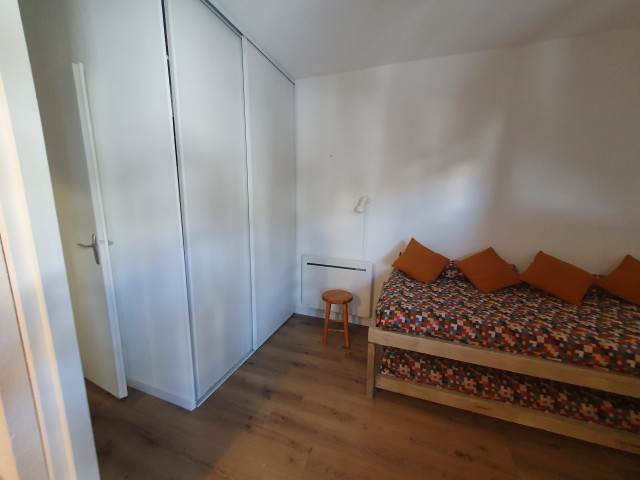 _agence-des-belleville_lv_images__lot_0000071037_04_30173100